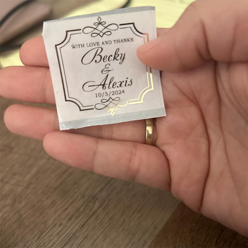 Custom Gold Foil Wedding Favor - Personalised Candle Label recension och pris