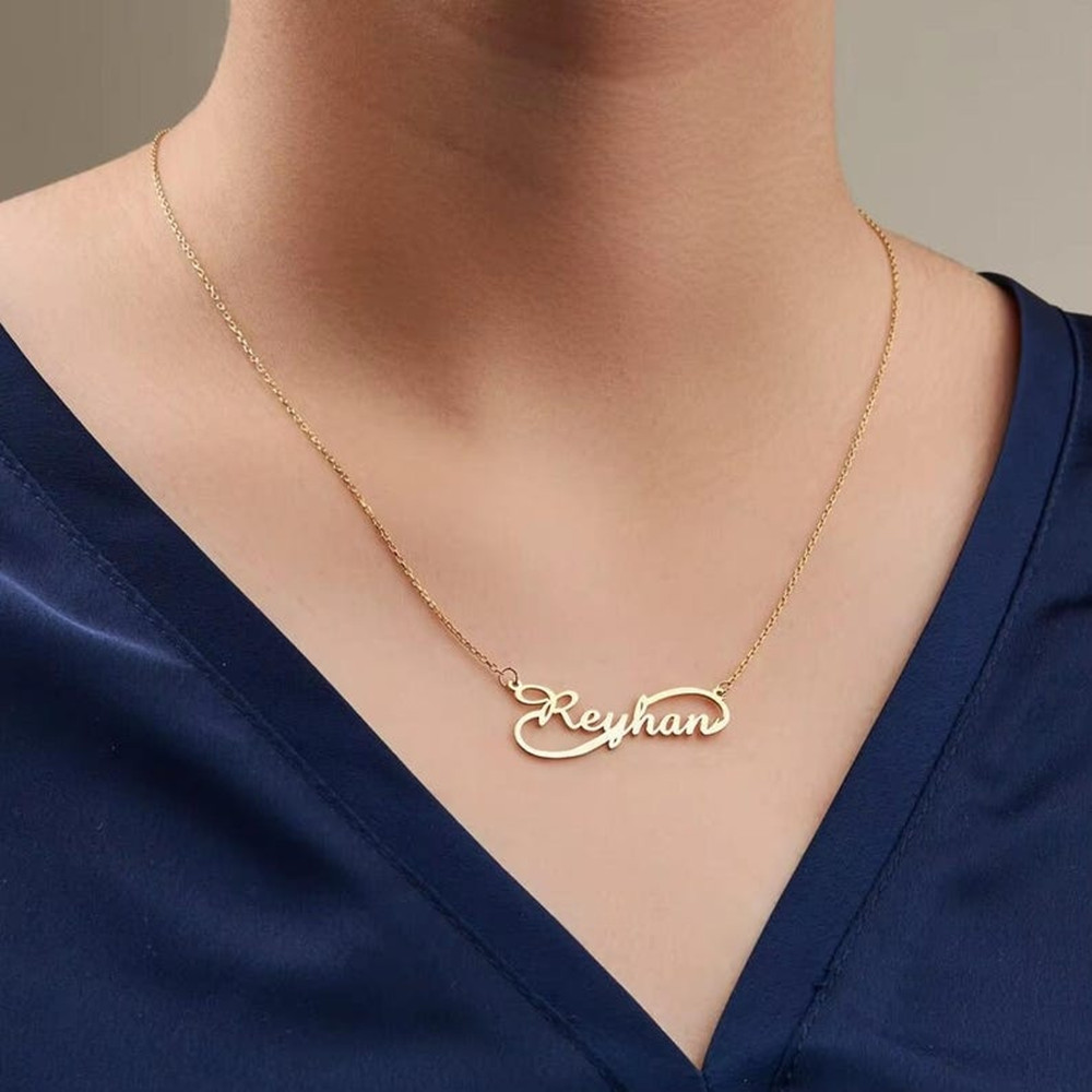 Custom Infinity Name Necklace  - Birth Flower Necklace recension och pris